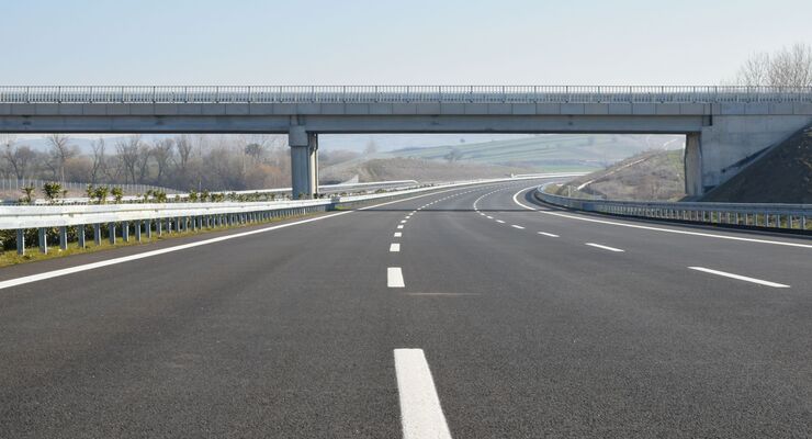 Construction of newly finished, empty highway.