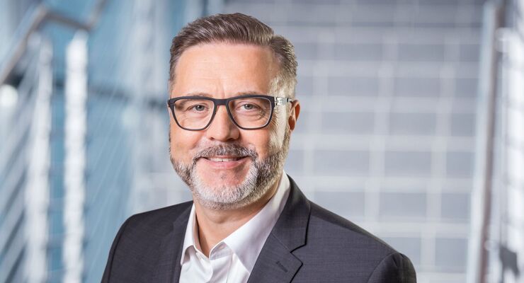 Sven Kunath ist seit Januar 2022 Senior Vice President Direct Fleet der Volkswagen Financial Services AG 